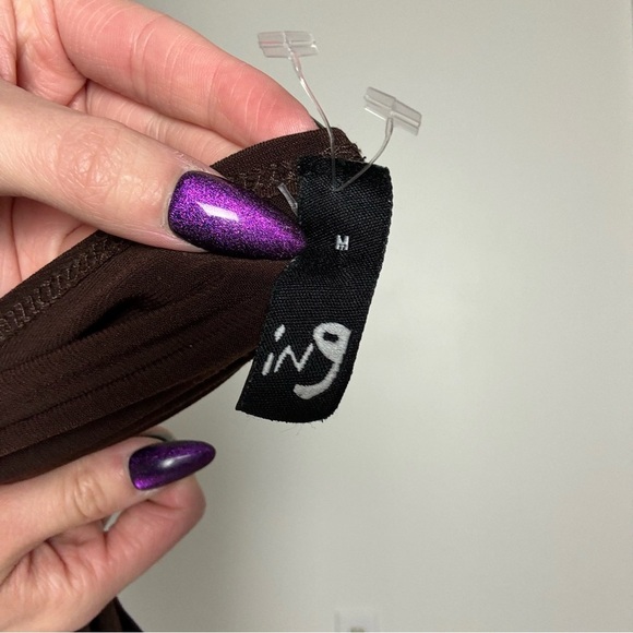 Ing V-Cut Neck Brown Blouse Medium - Picture 3 of 3